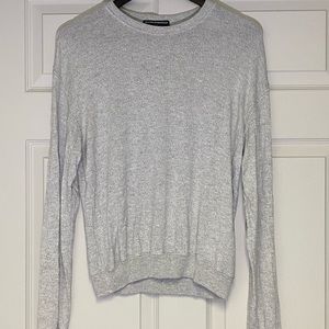 Thin Brandy Melville grey crew neck/long sleeve